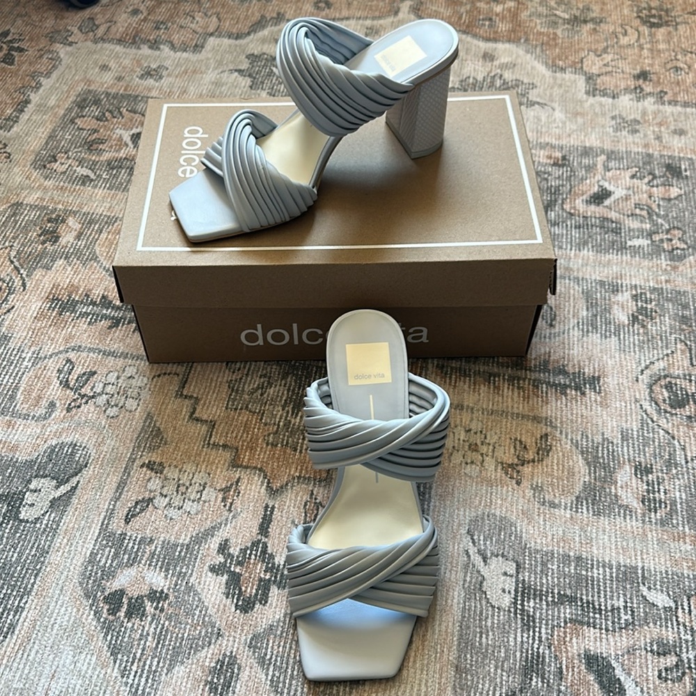Dolce Vita pilton light blue stella sandals, size 7.5 - Picture 6 of 6